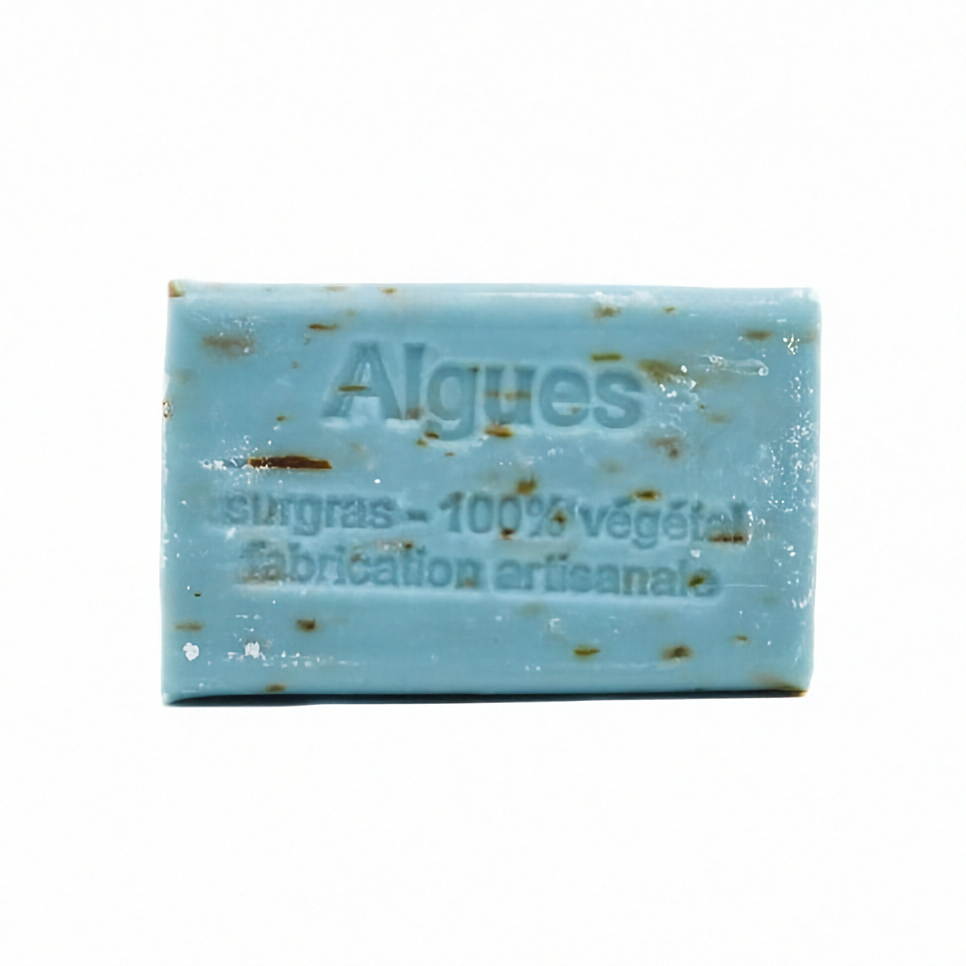 Algenseife aus Frankreich als Hauptbild auf hellem Hintergrund